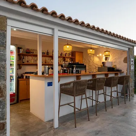 Abeloessa Methonian Hospitality