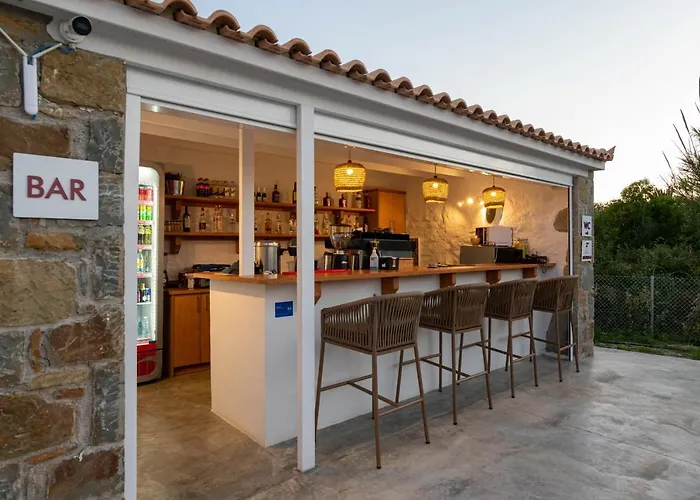 Abeloessa Methonian Hospitality