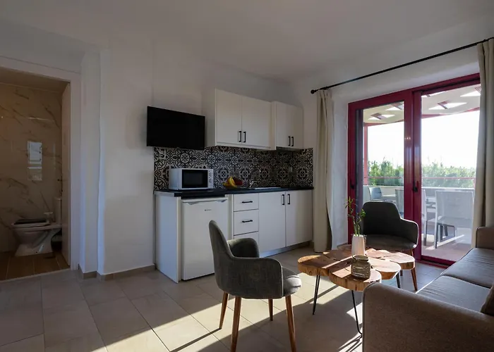 Abeloessa Methonian Hospitality Aparthotel