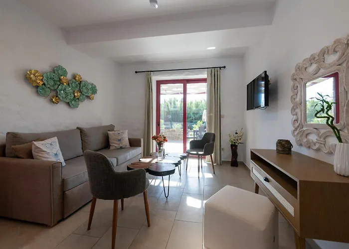 Aparthotel Abeloessa Methonian Hospitality