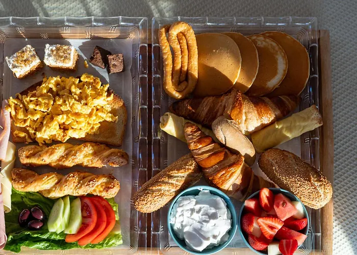 Aparthotel Abeloessa Methonian Hospitality 4*