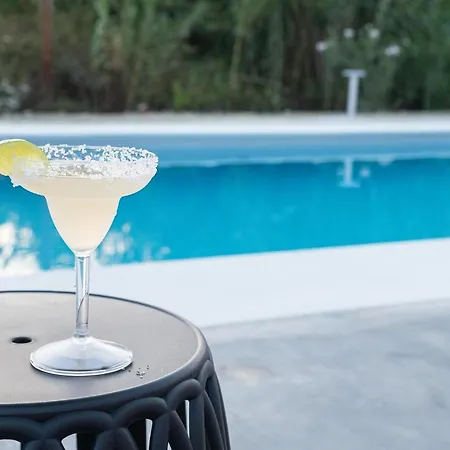 Aparthotel Abeloessa Methonian Hospitality