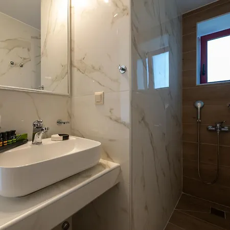 Abeloessa Methonian Hospitality Lejlighedshotel
