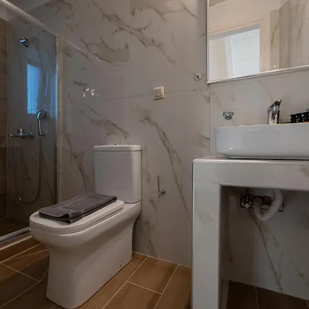 Abeloessa Methonian Hospitality アパートホテル 4*