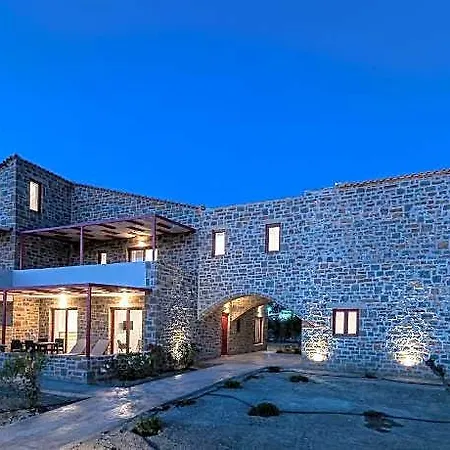 Aparthotel Abeloessa Methonian Hospitality