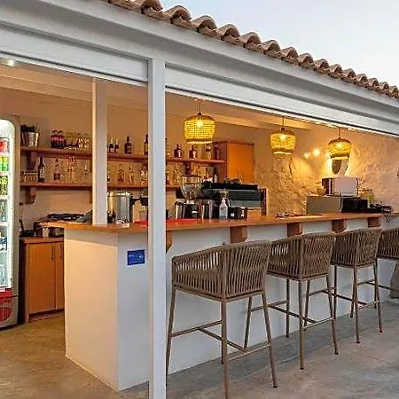 Abeloessa Methonian Hospitality Aparthotel