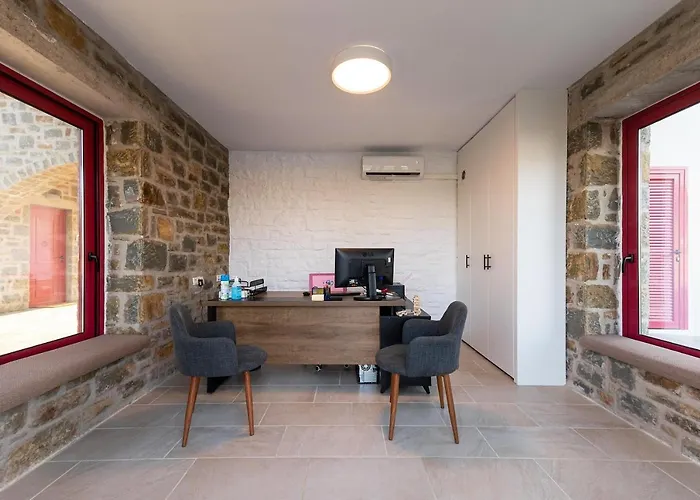 아파트호텔 Abeloessa Methonian Hospitality