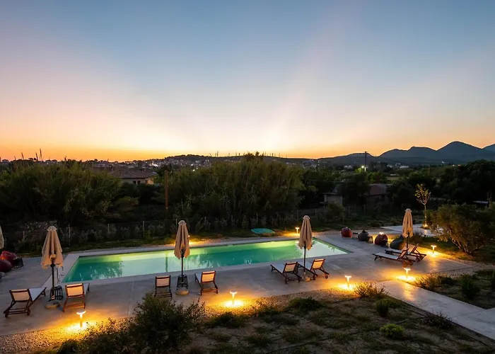 아파트호텔 Abeloessa Methonian Hospitality 4*