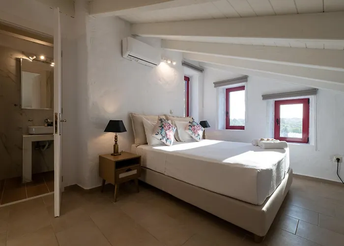 Abeloessa Methonian Hospitality