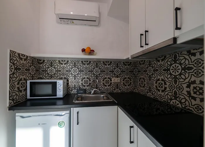 Abeloessa Methonian Hospitality 4*