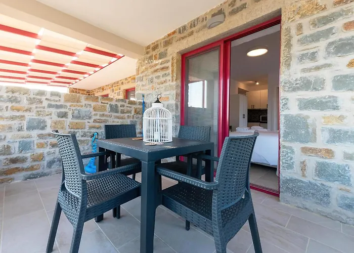 Abeloessa Methonian Hospitality 아파트호텔